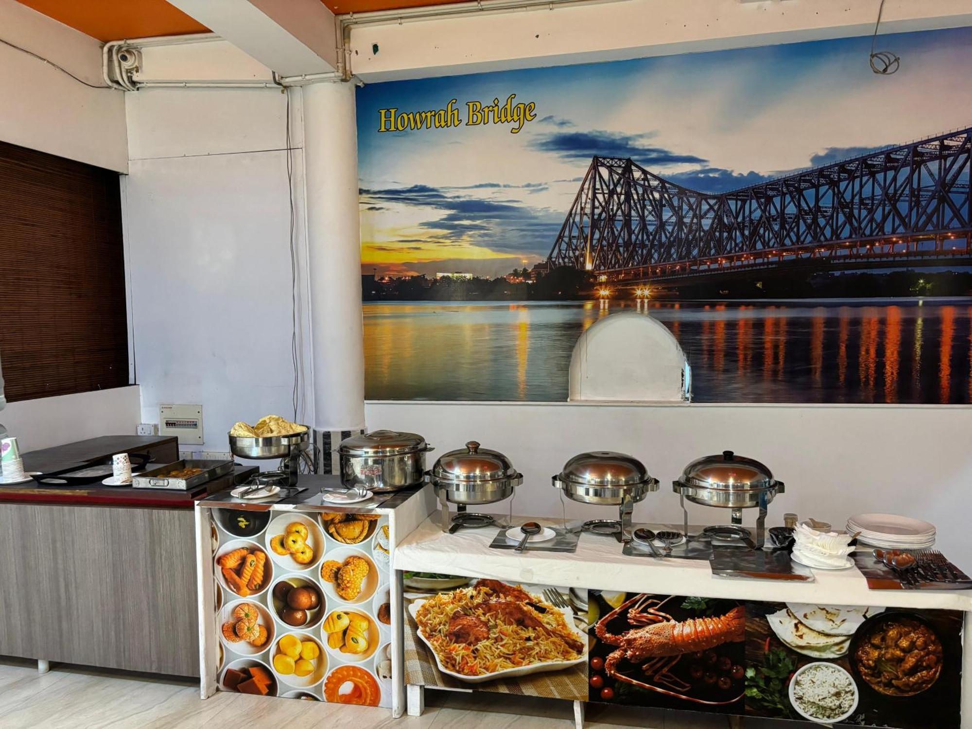 The Tamarind Tree Hotel & Restaurant Shadipur Exterior foto